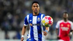 Porto's Brazilian left-back Wendell